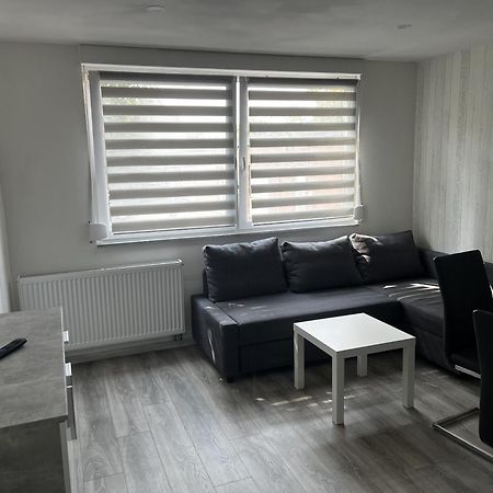 Messe-Hotelzimmer-Einzimmerappartement Леверкузен Стая снимка