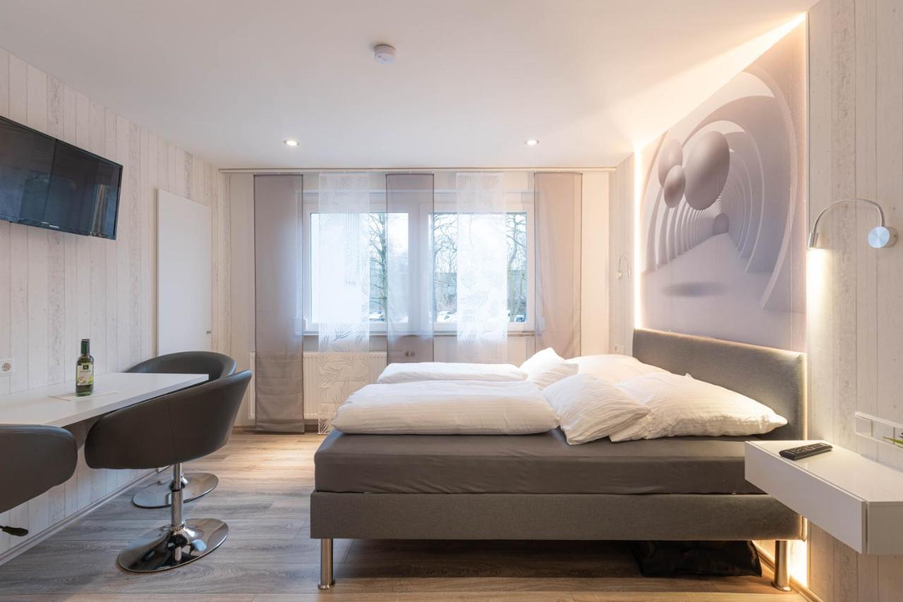 Messe-Hotelzimmer-Einzimmerappartement Леверкузен Екстериор снимка