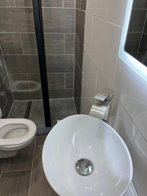 Messe-Hotelzimmer-Einzimmerappartement Леверкузен Стая снимка
